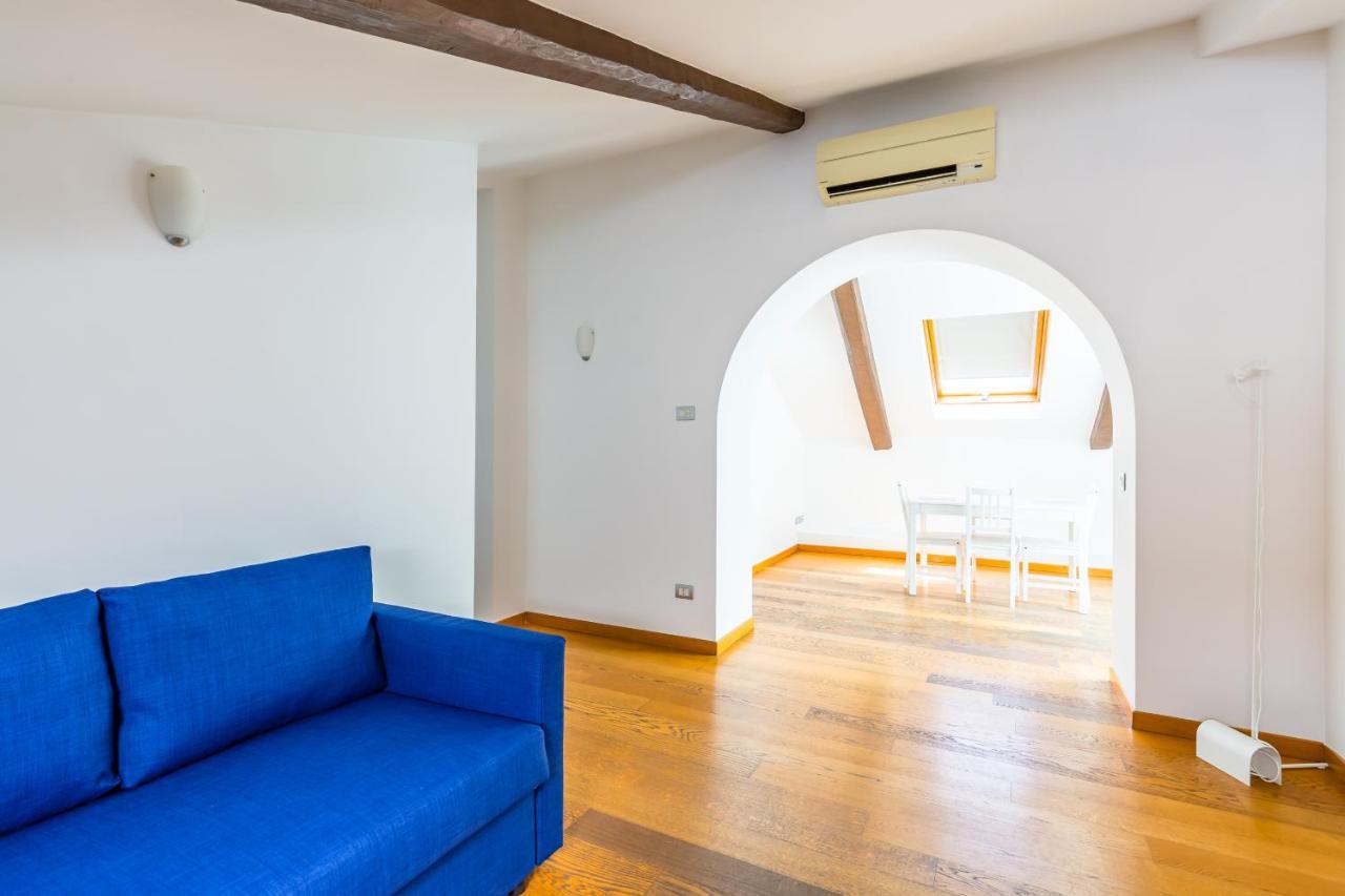 Attico Al Duomo By Napoliapartments Zewnętrze zdjęcie
